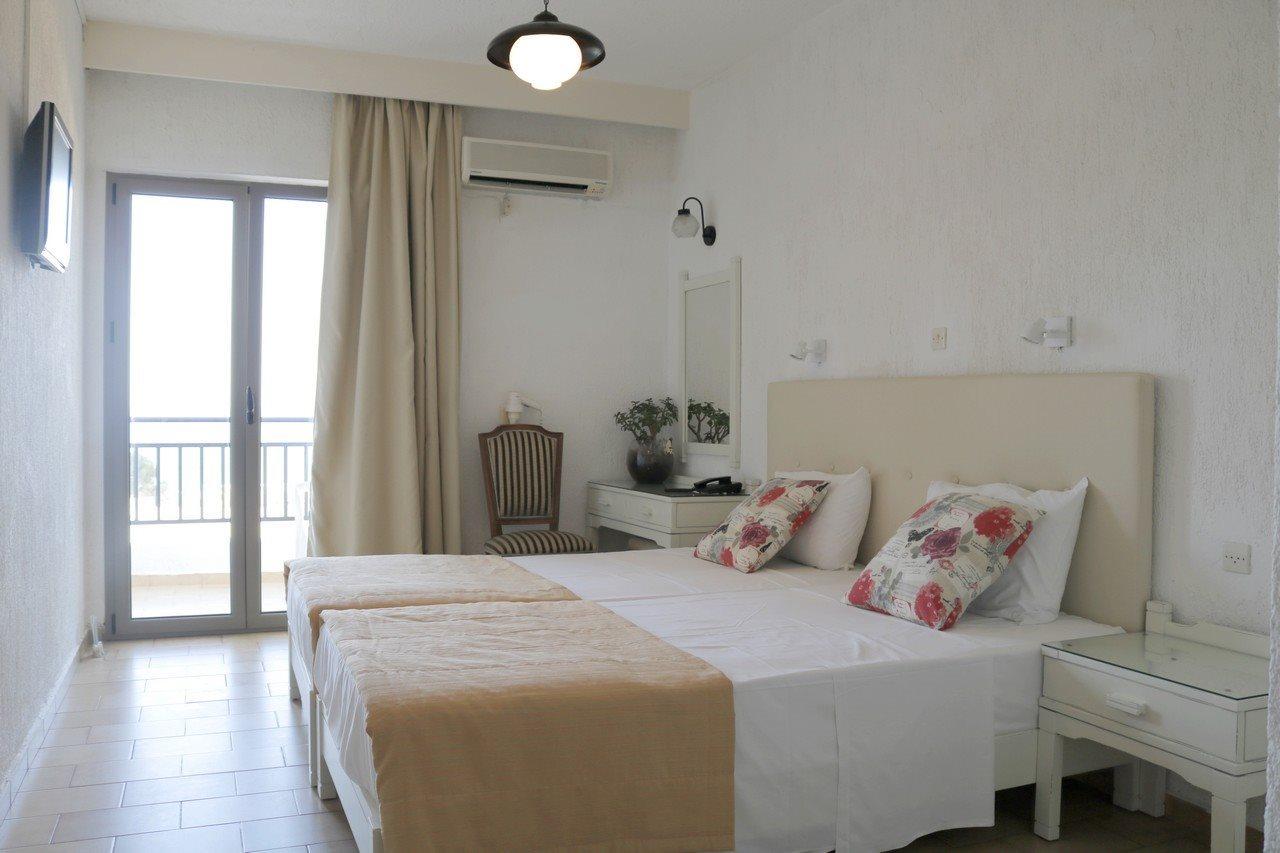 Dimitra Hotel แอร์ซอนิสซอส ภายนอก รูปภาพ