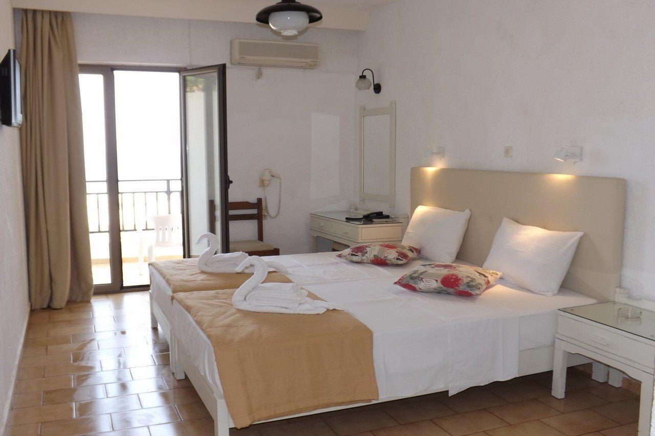 Dimitra Hotel แอร์ซอนิสซอส ภายนอก รูปภาพ