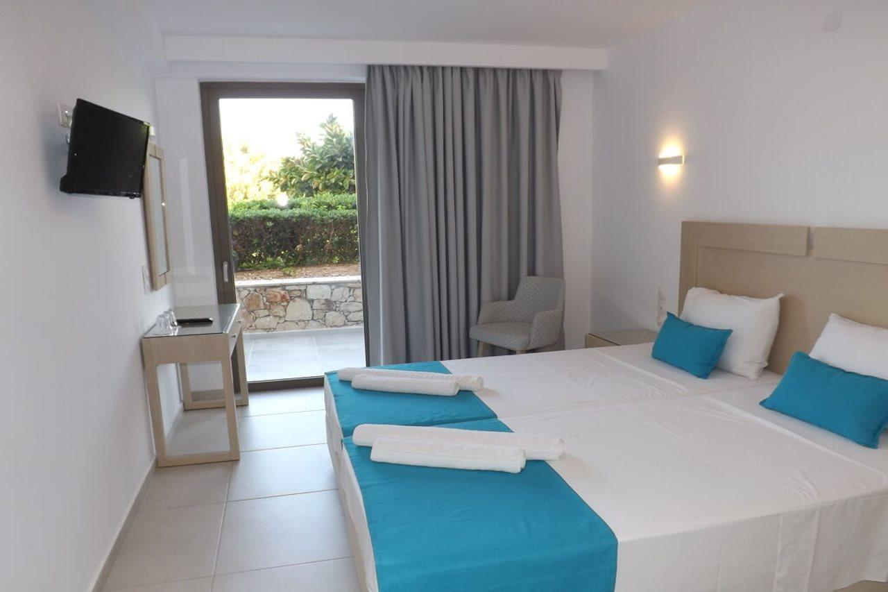 Dimitra Hotel แอร์ซอนิสซอส ภายนอก รูปภาพ