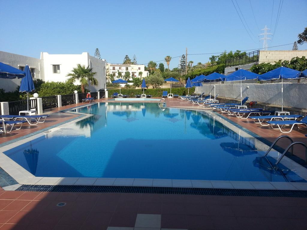 Dimitra Hotel แอร์ซอนิสซอส ภายนอก รูปภาพ